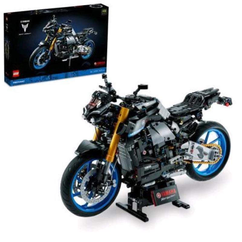 Image of Lego technic 42159 yamaha mt-10 sp, modellino moto per adulti, replica motocicletta con app ar, regalo per uomo e donna