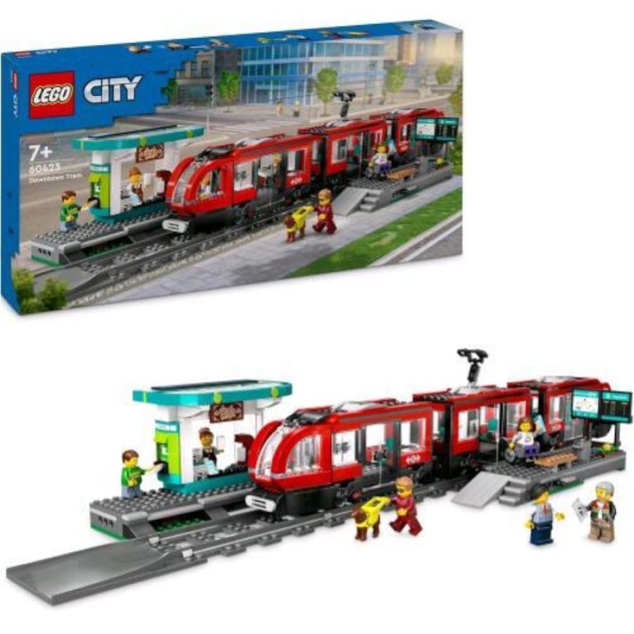 Lego city tram e fermata del tram con stazione e vagoni con 6 minifigure
